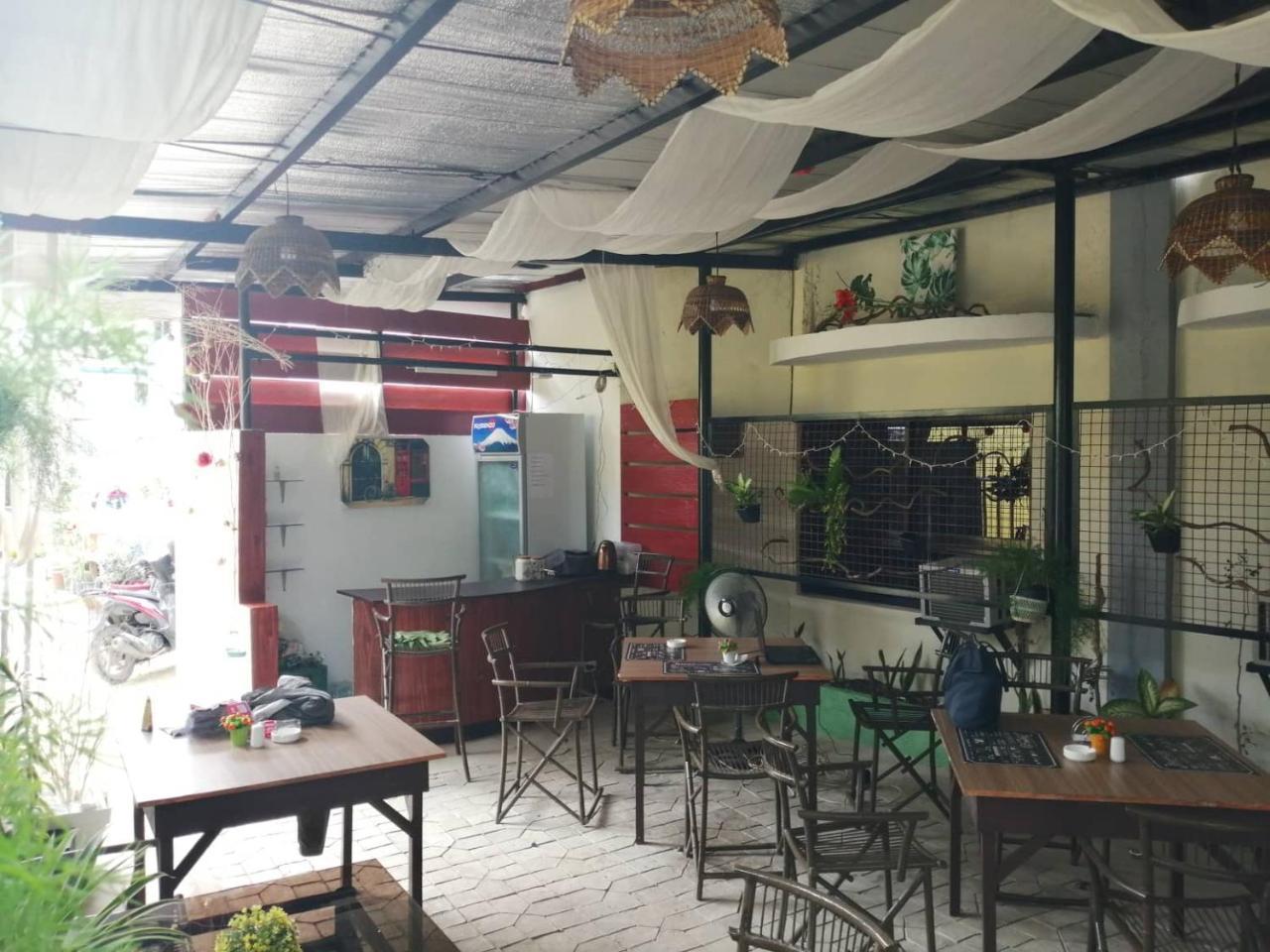 Cozy Inn Mactan マクタン エクステリア 写真