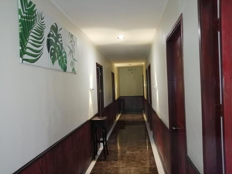 Cozy Inn Mactan マクタン エクステリア 写真